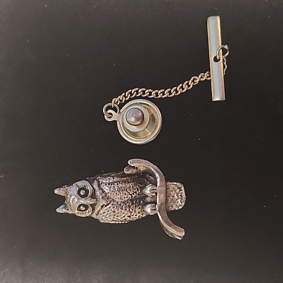 Other - Vintage Brass Tone Owl Tie Tack